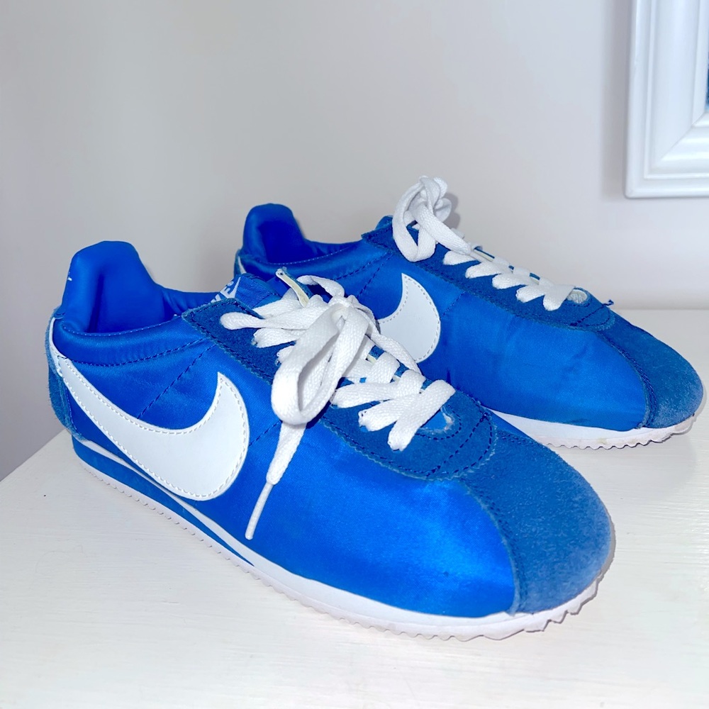 Blue sneakers size 7